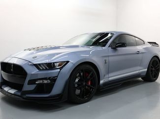 Used 2022 Ford Mustang Shelby GT500 w/ Technology Package RWD video 1