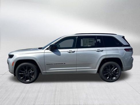 New 2026 Jeep Grand Cherokee Limited AWD/4WD image 8