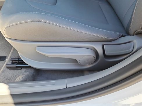 New 2025 Hyundai Elantra Sport image 16