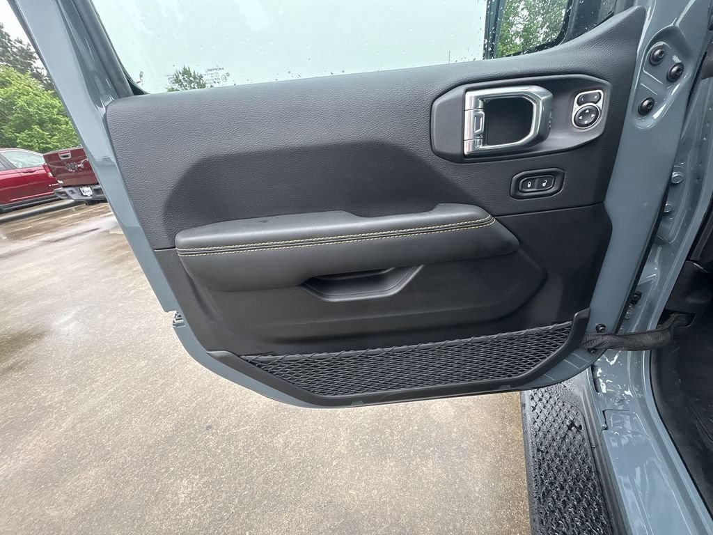 New 2026 Jeep Gladiator Sport AWD/4WD image 23