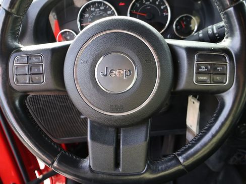 Used 2013 Jeep Wrangler Unlimited Sahara w/ Connectivity Group image 36