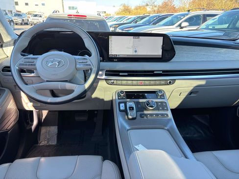 Used 2023 Hyundai Palisade Calligraphy w/ Cargo Package AWD/4WD image 7