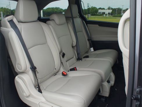 Used 2026 Honda Odyssey EX-L image 22