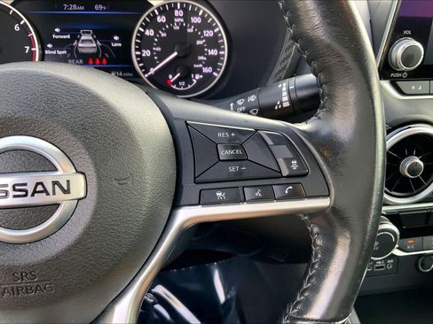 Used 2022 Nissan Sentra SV FWD image 24