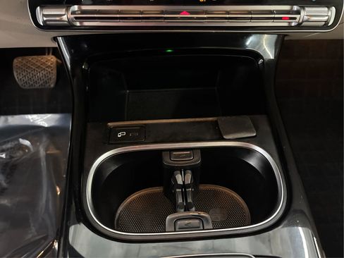 Used 2022 Mercedes-Benz CLA 250 4MATIC image 22