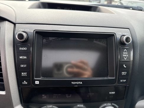 Used 2013 Toyota Sequoia Limited AWD/4WD image 49