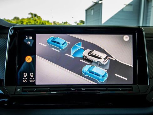 New 2026 Volkswagen Atlas Peak Edition image 5