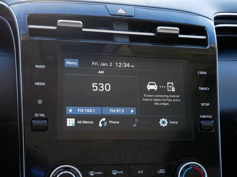 Used 2023 Hyundai Tucson SE image 22