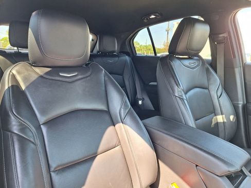 Used 2023 Cadillac XT4 Premium Luxury image 27