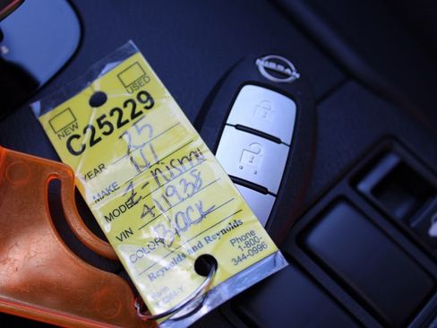 New 2025 Nissan Z NISMO w/ Floor Mat Package image 18