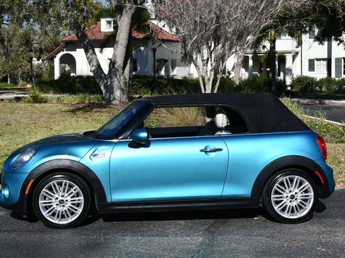 Used 2017 MINI Cooper S image 32