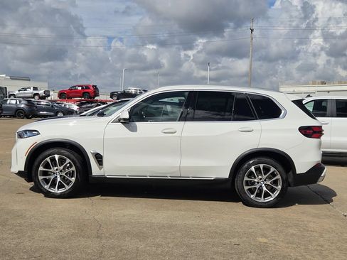 Used 2026 BMW X5 sDrive40i w/ Climate Comfort Package RWD image 6
