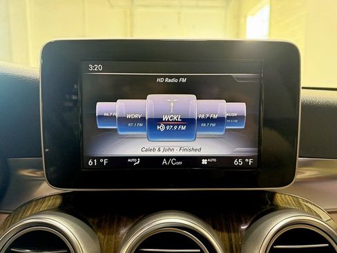 Used 2015 Mercedes-Benz C 300 4MATIC Sedan image 17