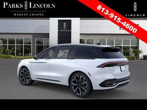 New 2026 Lincoln Nautilus Reserve AWD/4WD image 4
