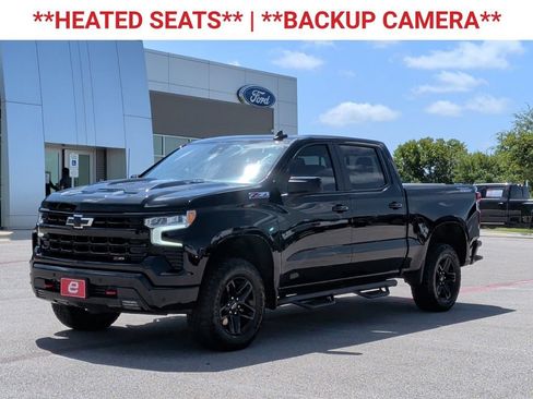 Used 2024 Chevrolet Silverado 1500 LT Trail Boss w/ Convenience Package II AWD/4WD image 3
