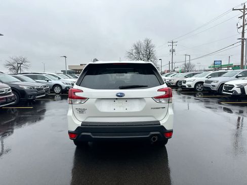Used 2020 Subaru Forester Limited image 12