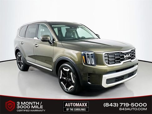 Used 2025 Kia Telluride S AWD/4WD image 1