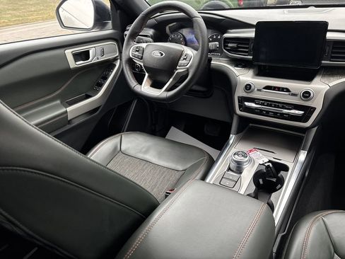 Used 2023 Ford Explorer Timberline w/ Timberline Technology Package image 25