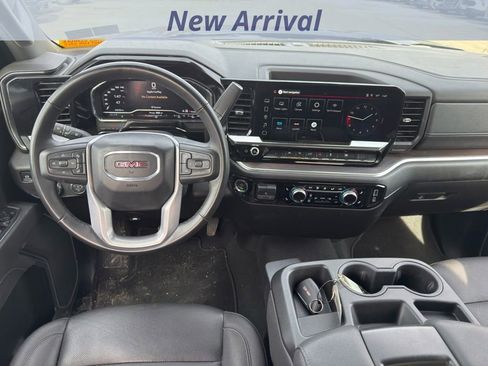 Certified 2025 GMC Sierra 1500 SLT image 7