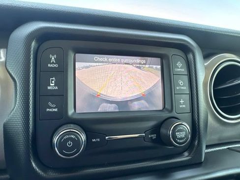 Used 2020 Jeep Wrangler Unlimited Sport S AWD/4WD image 15