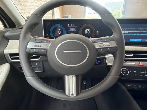 New 2026 Hyundai Sonata SEL FWD image 17