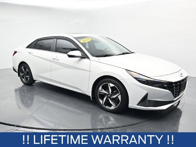 Used 2023 Hyundai Elantra Limited w/ Cargo Package FWD image 2