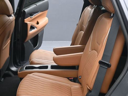 New 2026 INFINITI QX60 Autograph w/ Dark Cargo Package image 21