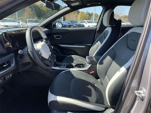 New 2025 Kia K4 GT-Line image 24