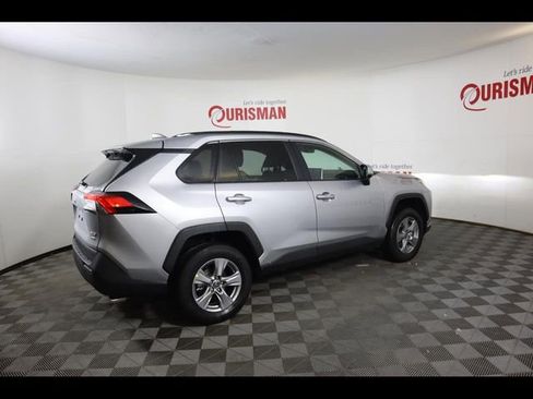 Used 2025 Toyota RAV4 XLE w/ Convenience Package image 10