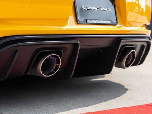 Certified 2025 Porsche 718 Cayman GT4 RS RWD image 19