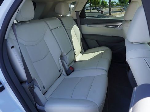 Certified 2023 Cadillac XT5 Premium Luxury image 7