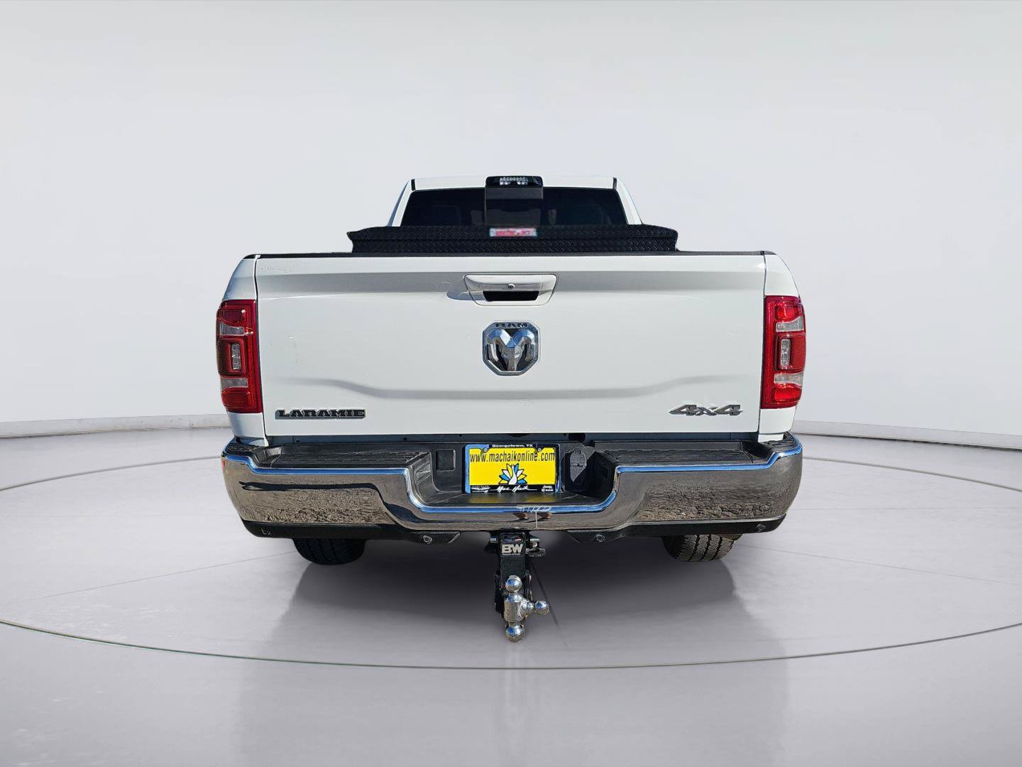 Used 2024 RAM 3500 Laramie AWD/4WD image 4