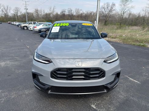 Used 2024 Honda HR-V Sport image 9