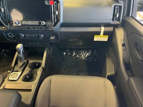New 2026 Nissan Frontier SV w/ Tow Package AWD/4WD image 14