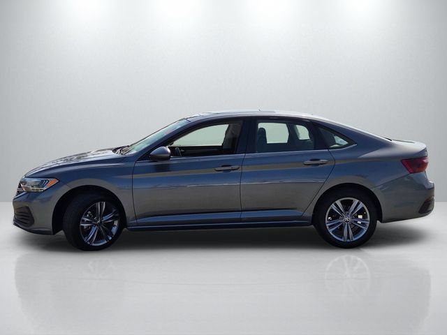 Used 2024 Volkswagen Jetta SE FWD image 7