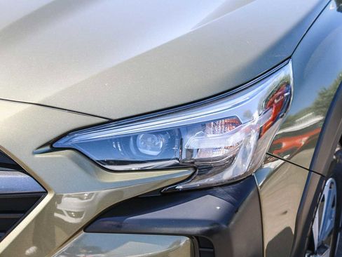 Certified 2023 Subaru Outback Premium AWD/4WD image 8
