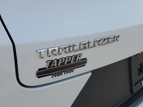 Used 2023 Chevrolet TrailBlazer LT FWD image 6
