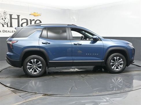 New 2026 Chevrolet Equinox LT w/ Convenience Package II image 15