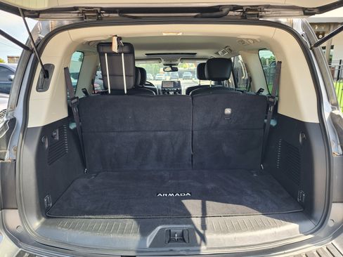 Used 2023 Nissan Armada SL w/ Captain's Chairs Package AWD/4WD image 6