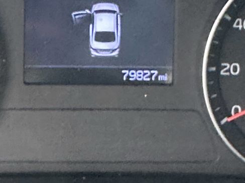 Used 2019 Kia Forte LXS image 7