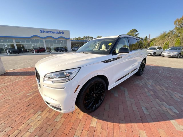 Used 2023 Lincoln Aviator Black Label w/ Jet Package AWD/4WD image 30