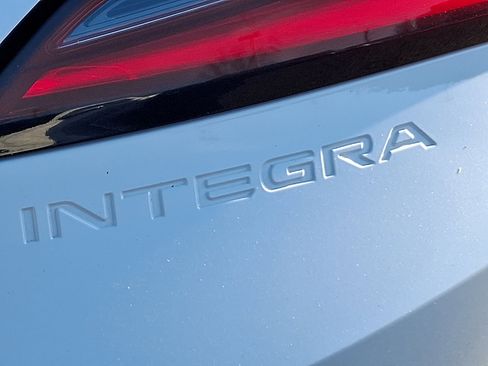 Used 2023 Acura Integra image 30