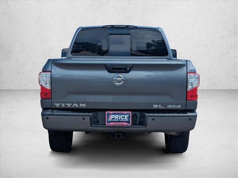 Used 2017 Nissan Titan SL w/ Off-Road Package AWD/4WD image 6