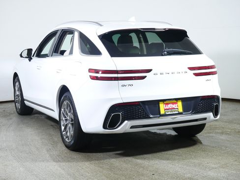 Used 2025 Genesis GV70 2.5T w/ Advanced Package AWD/4WD image 5