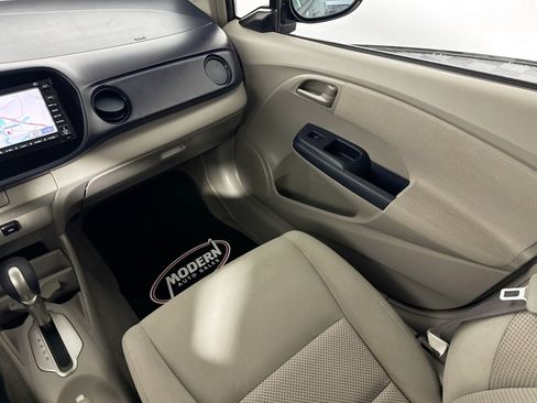 Used 2010 Honda Insight EX image 26