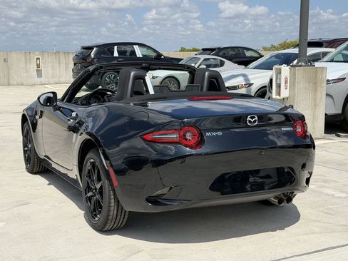 New 2026 MAZDA MX-5 Miata Sport RWD image 4
