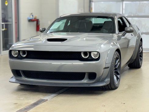 Used 2019 Dodge Challenger R/T Scat Pack image 3
