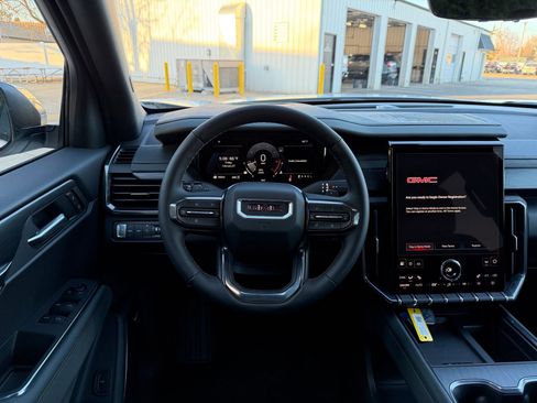 New 2026 GMC Acadia AT4 image 2