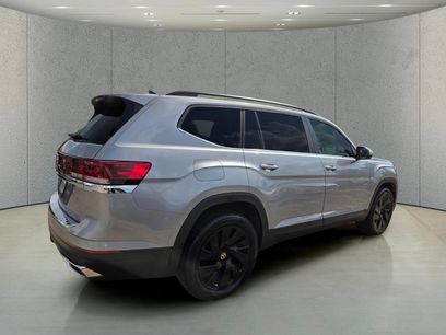 Used 2026 Volkswagen Atlas SE w/ Panoramic Sunroof Package