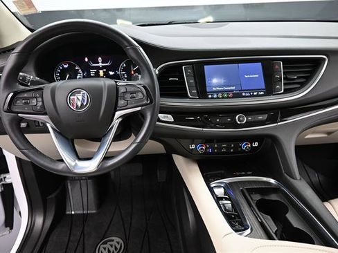 Used 2024 Buick Enclave Avenir w/ Avenir Technology Package AWD/4WD image 17